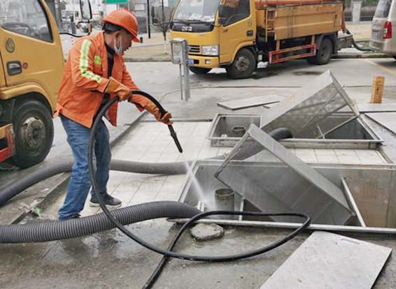 上甘岭隔油池清理